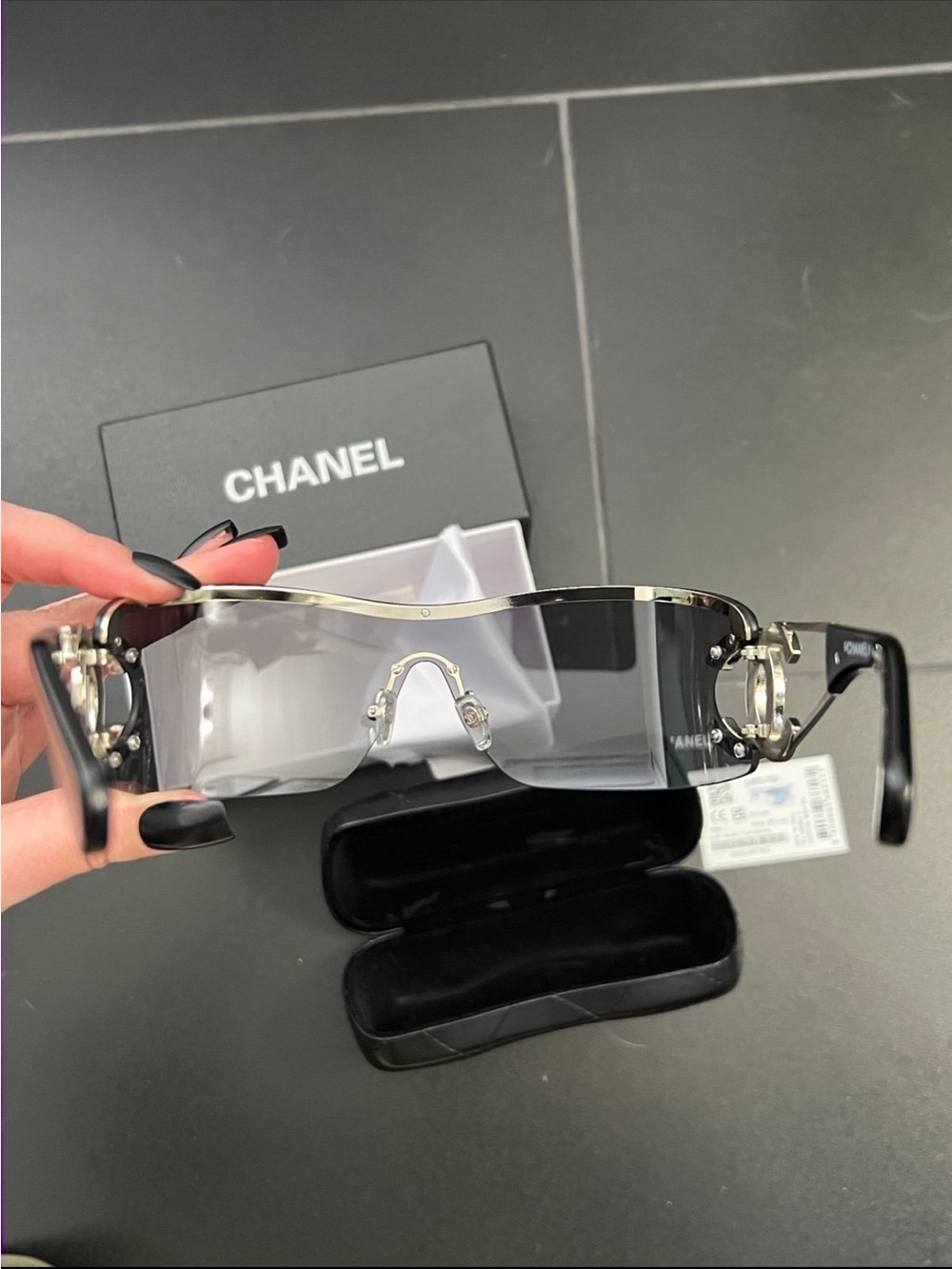 Chanel Shield Sunglasses - Picture 3 of 9